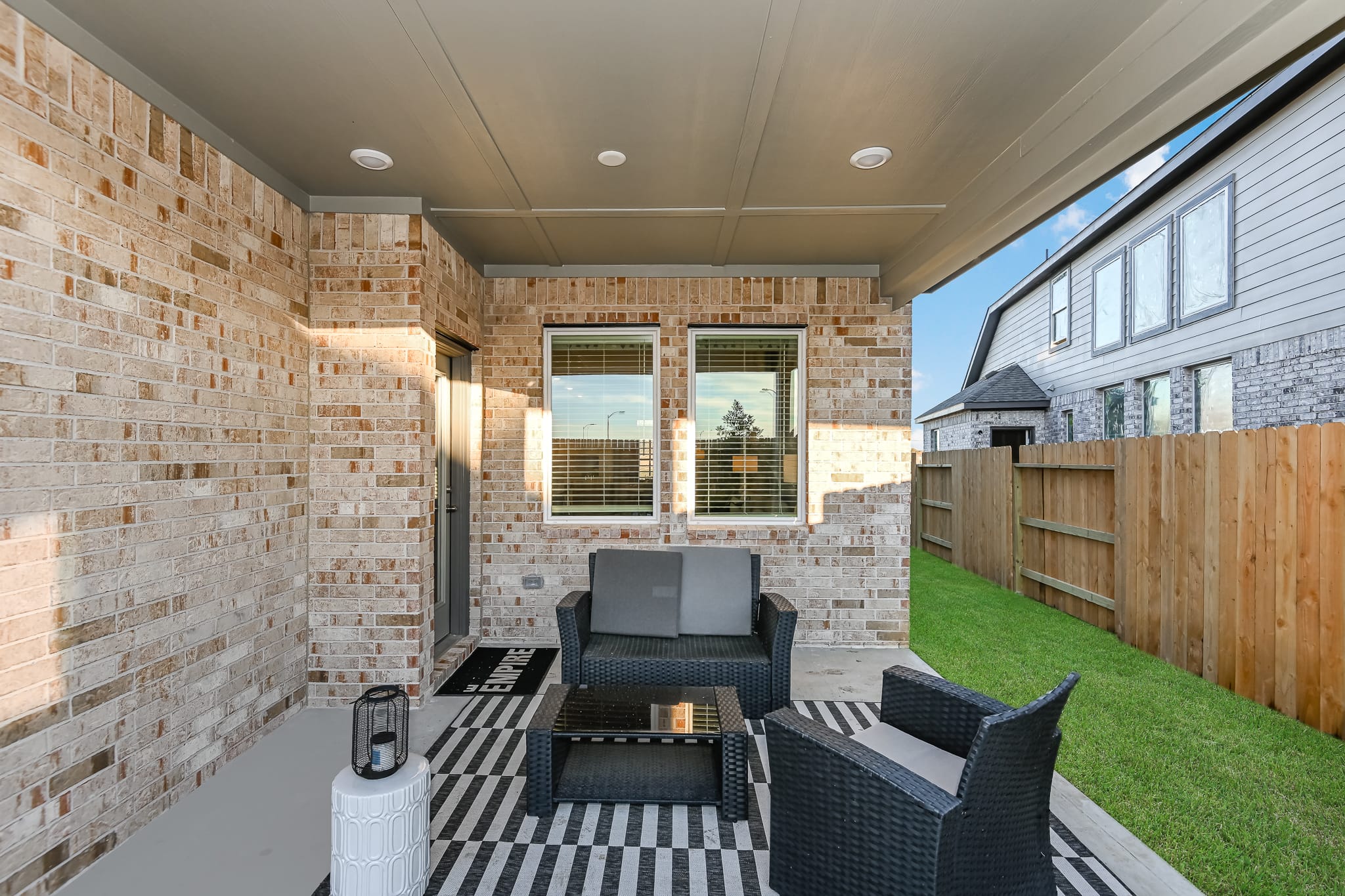 ComalAModel_BackPatio_Dellrose_Jan24