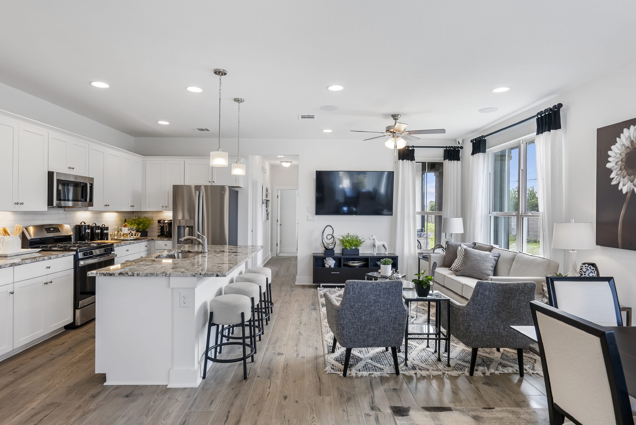Edgewater-1330-Kitchen&Living