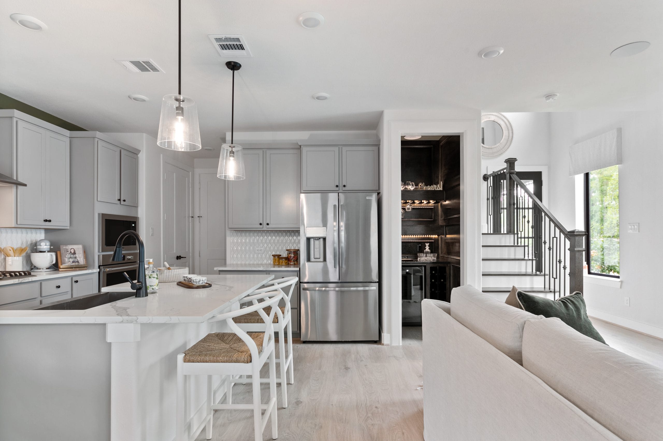 HoustonAModel_Kitchen&Living_ReserveinMemorial_Sept24