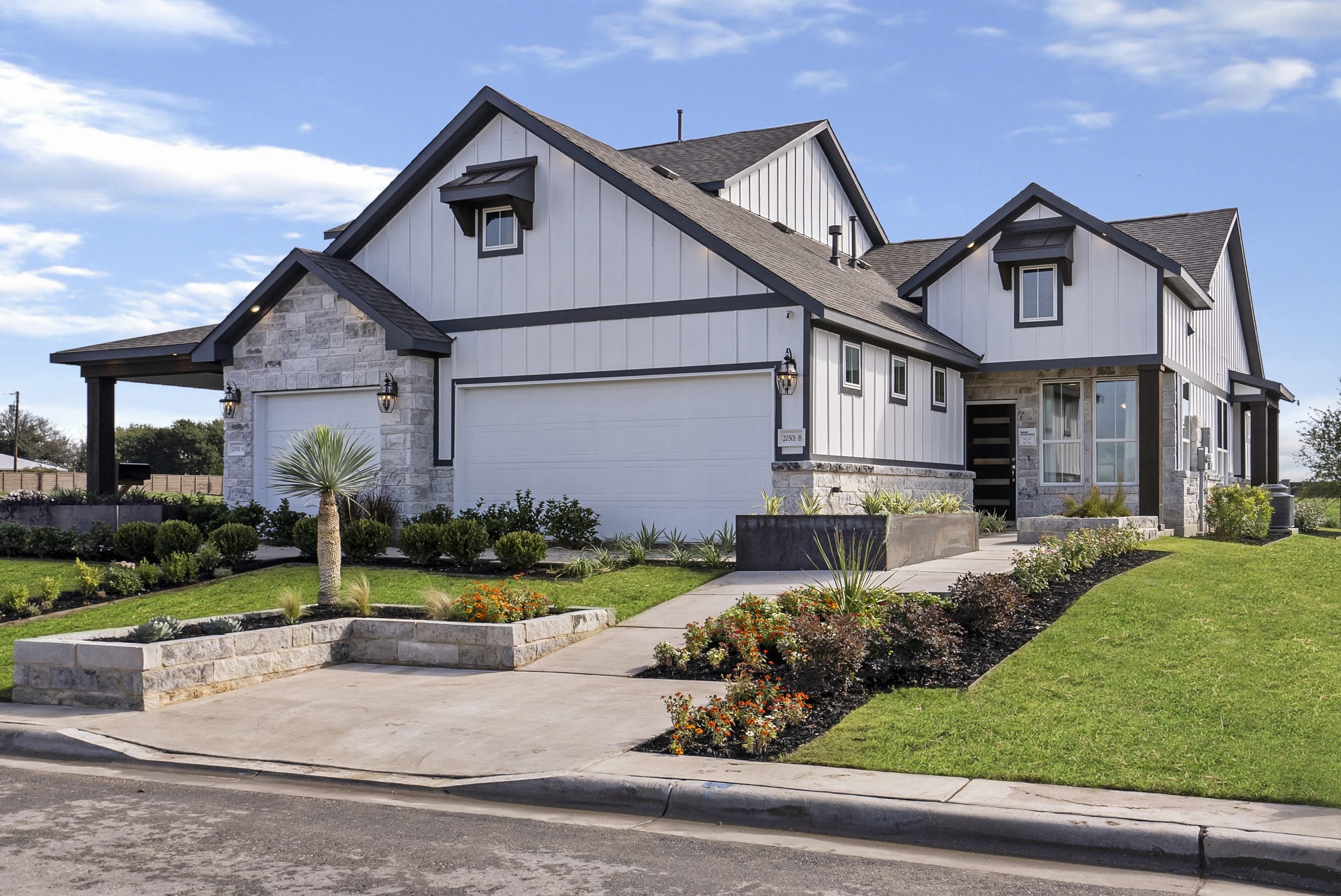 TheEdgewater-Exterior2